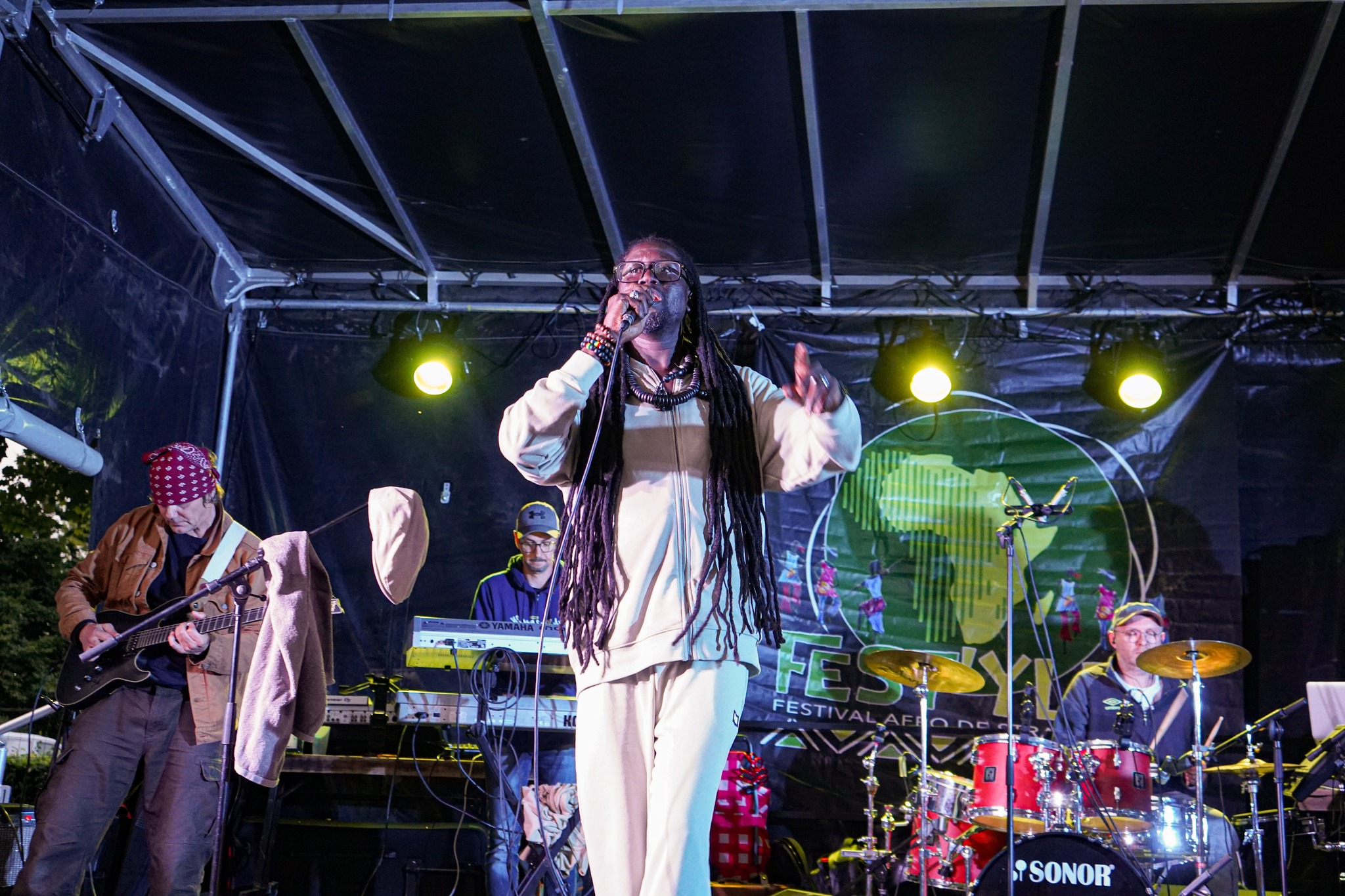 Image gallery marquee